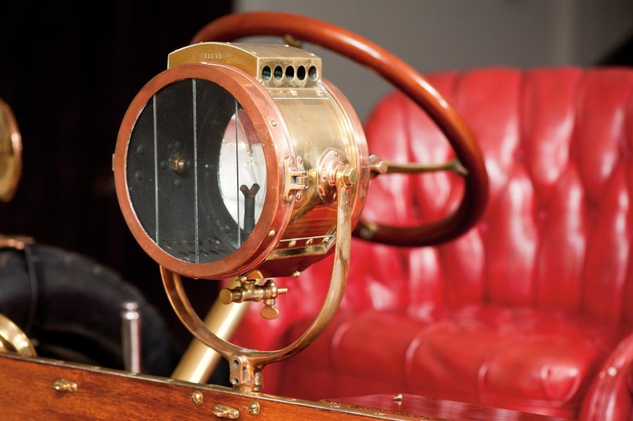 Детали экстерьера American Tourist 1905 года  (фото 27 из 27)